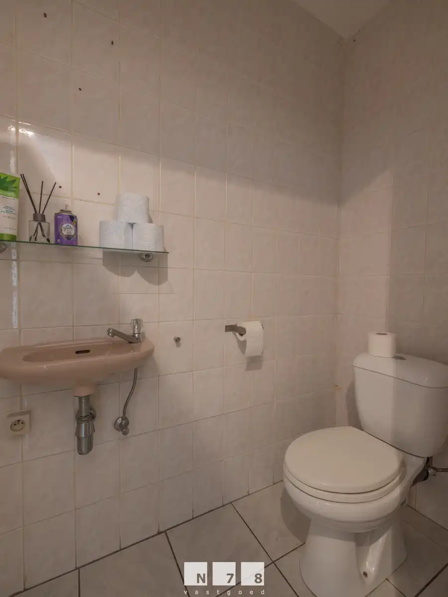 Commerciële ruimte te huur foto 10