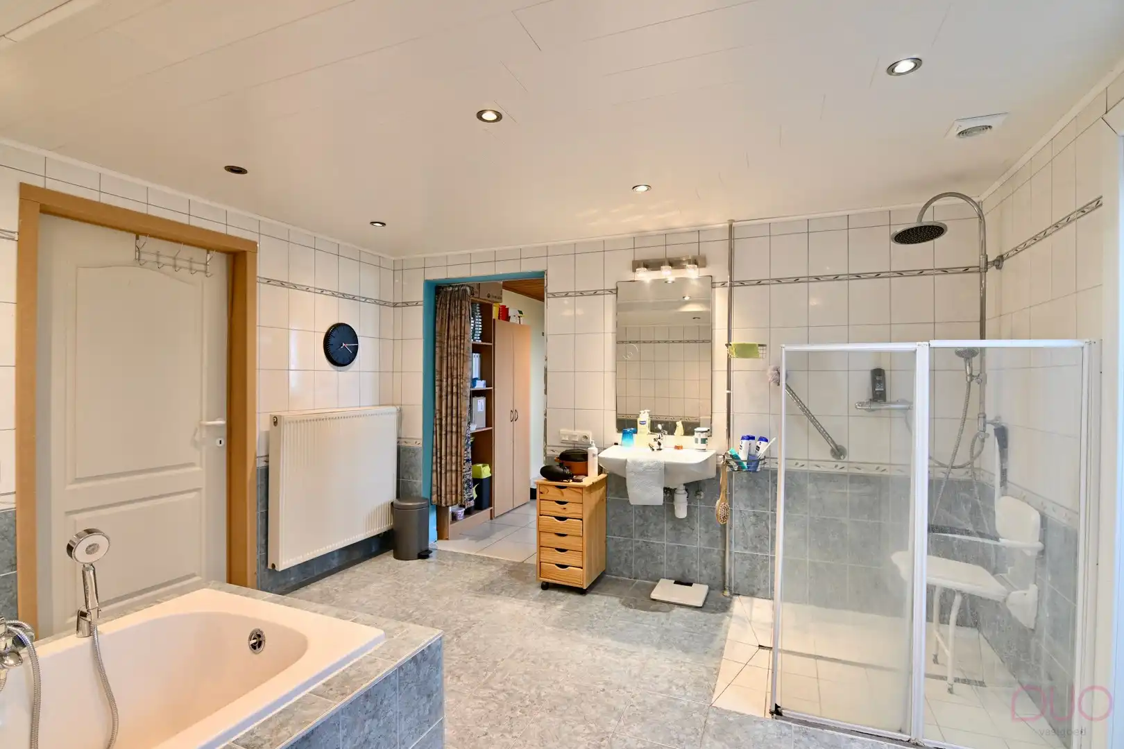 Gelijkvloerse woning gelegen in het midden van de Haspengouwse velden foto 13