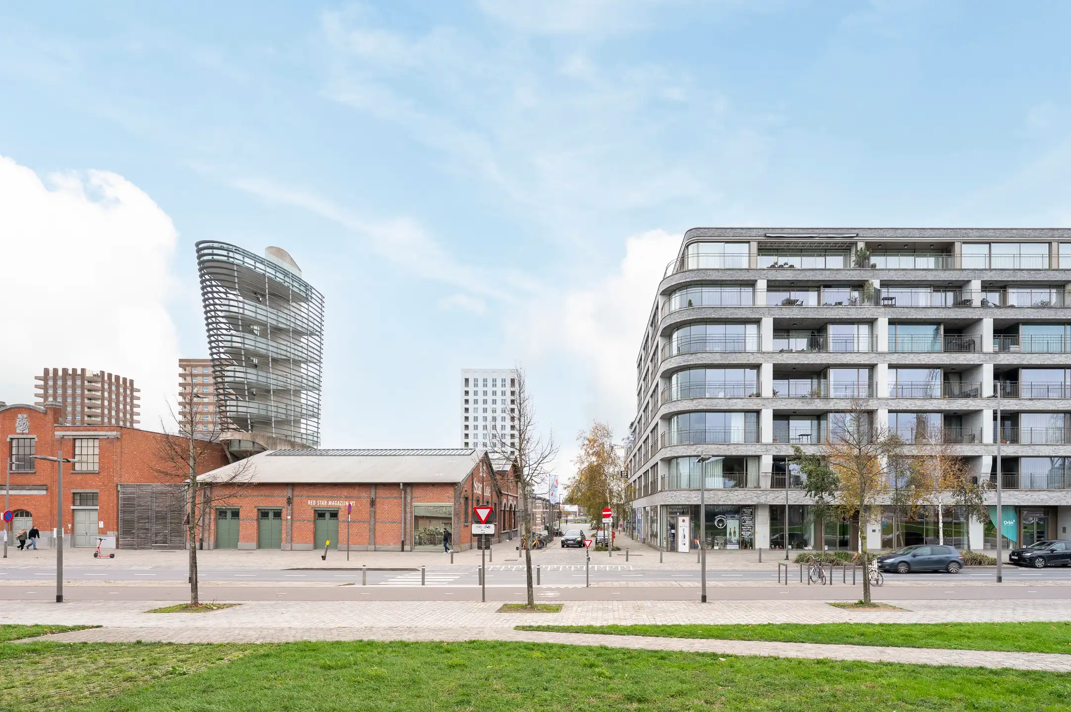 EILANDJE. Commerciële ruimte aan Red Star Line museum. foto 3