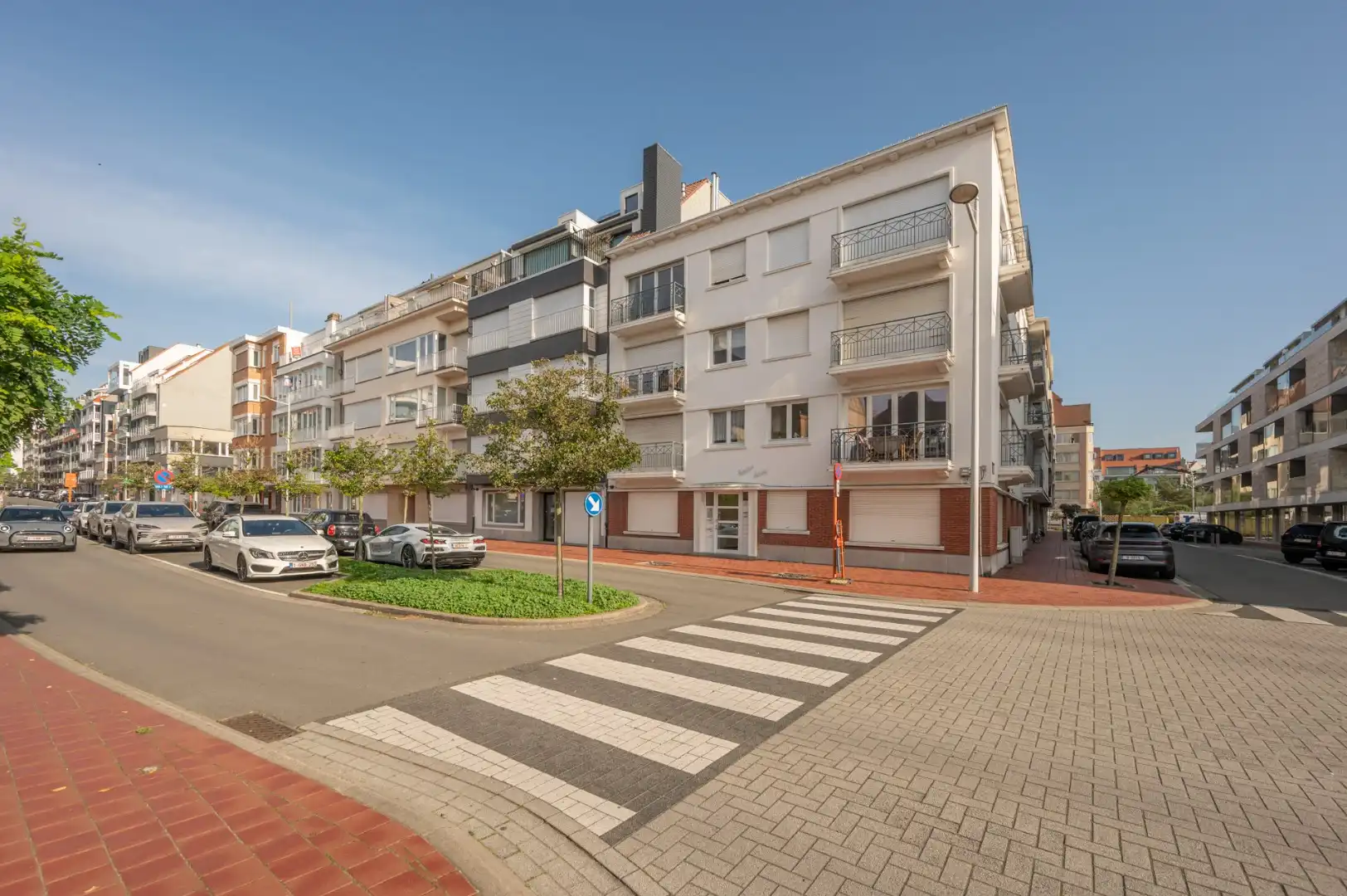 Lichtrijk appartement met zonnig terras en open zicht foto 17