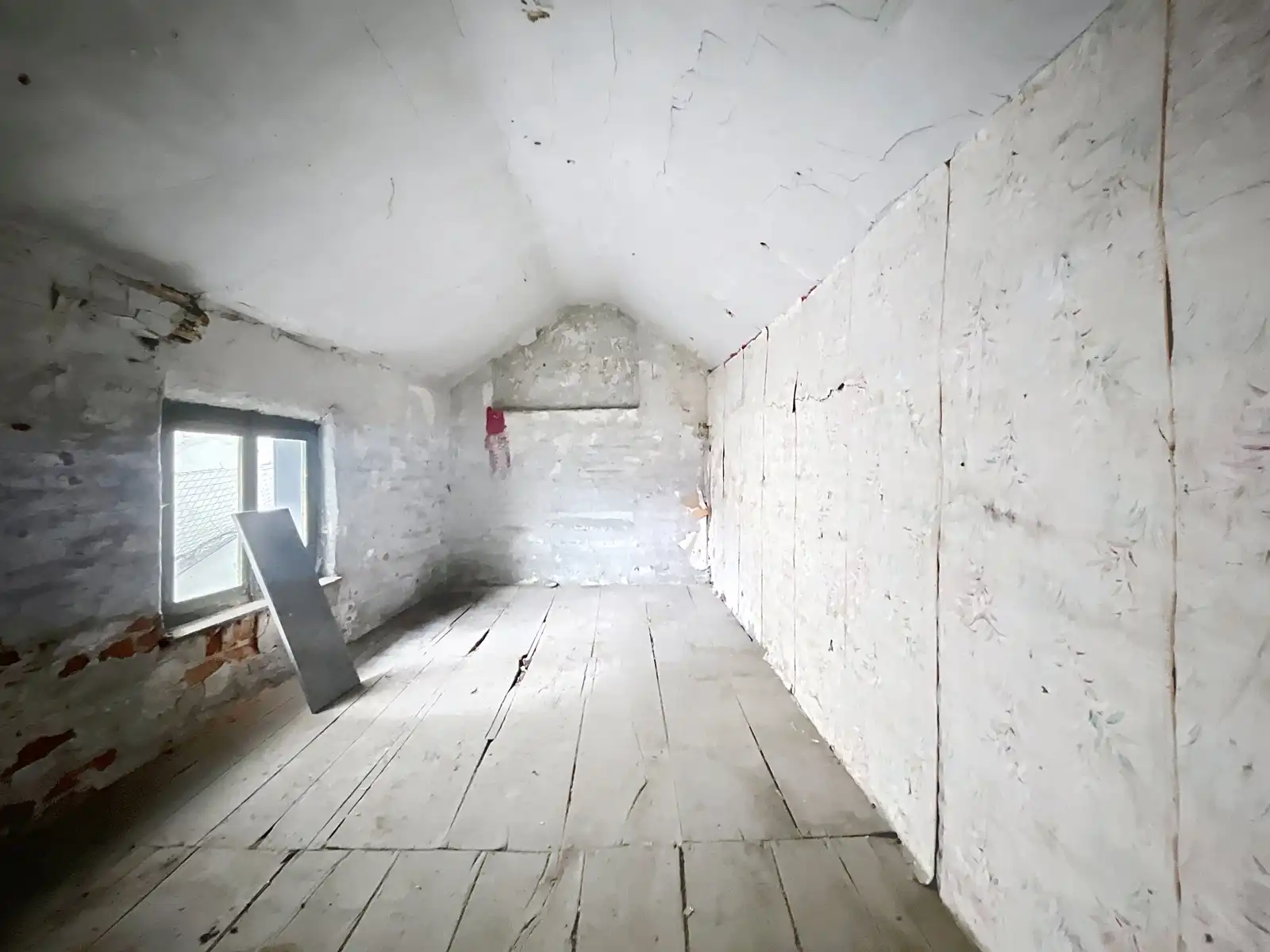 Handelspand met woongelegenheid op de Markt van Tienen foto 10