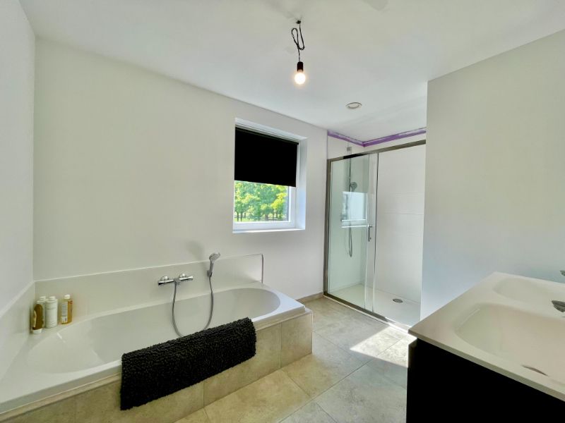 Prachtige nieuwbouwwoning aan de groene rand van Evergem foto 6