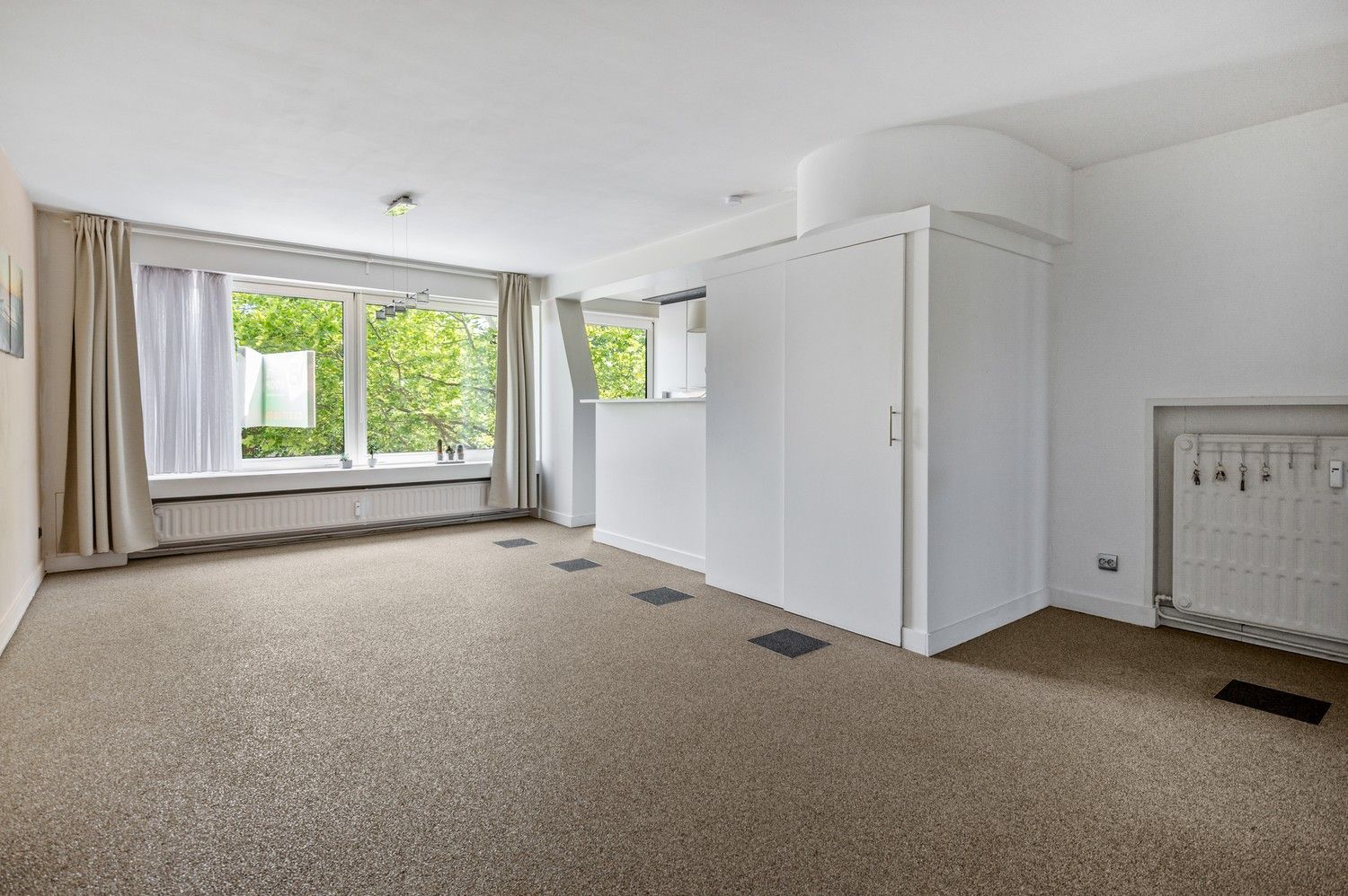 Verzorgd appartement op toplocatie met 2 slaapkamers in Deurne Zuid! foto 3