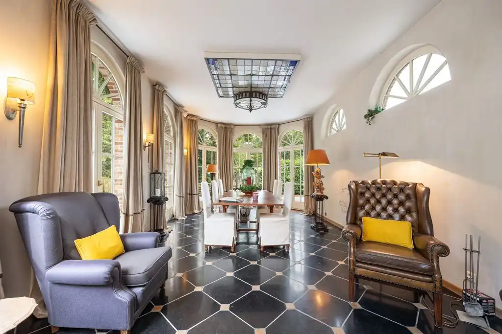 Een villa op een van de mooiste locaties van s-Gravenwezel foto 5
