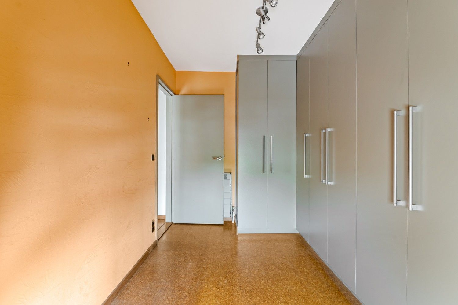 Huis met 3 slaapkamers en tuin te koop in Wijnegem! foto 16