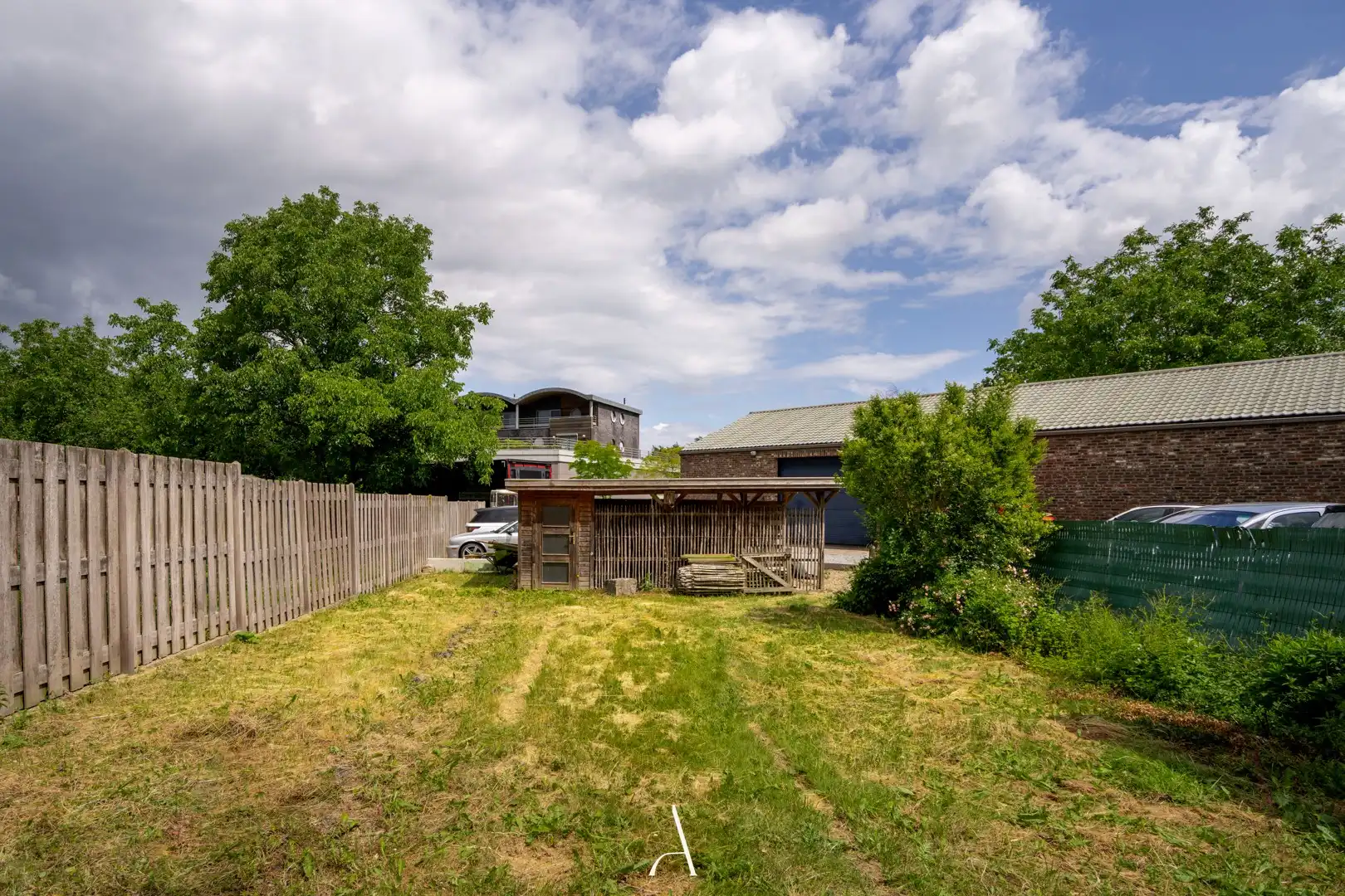Volledig gerenoveerde stadswoning van 269 m² met 6 slaapkamers en carport in het centrum van Maaseik foto 25
