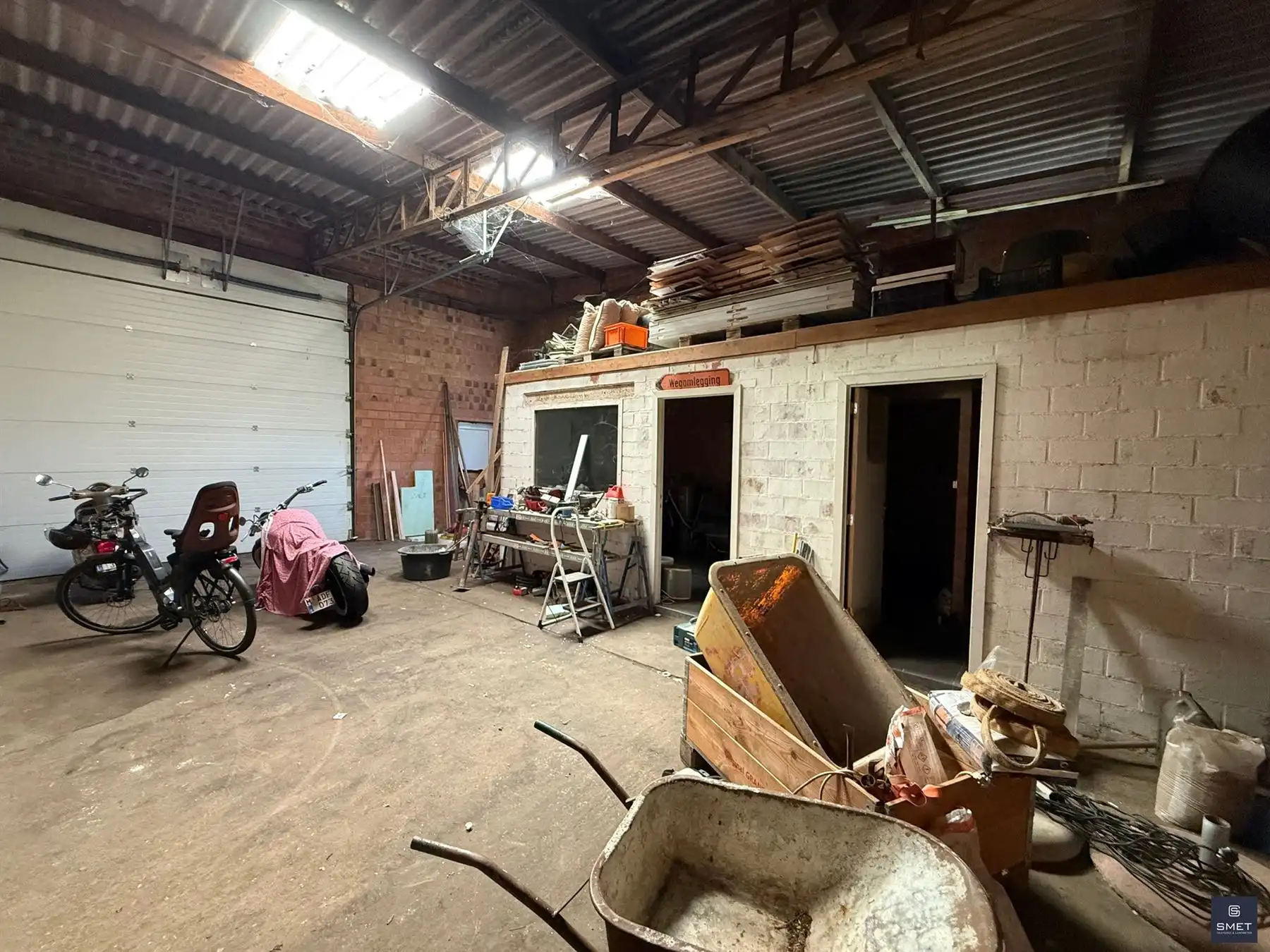 TE RENOVEREN WONING MET RUIME LOODS foto 19