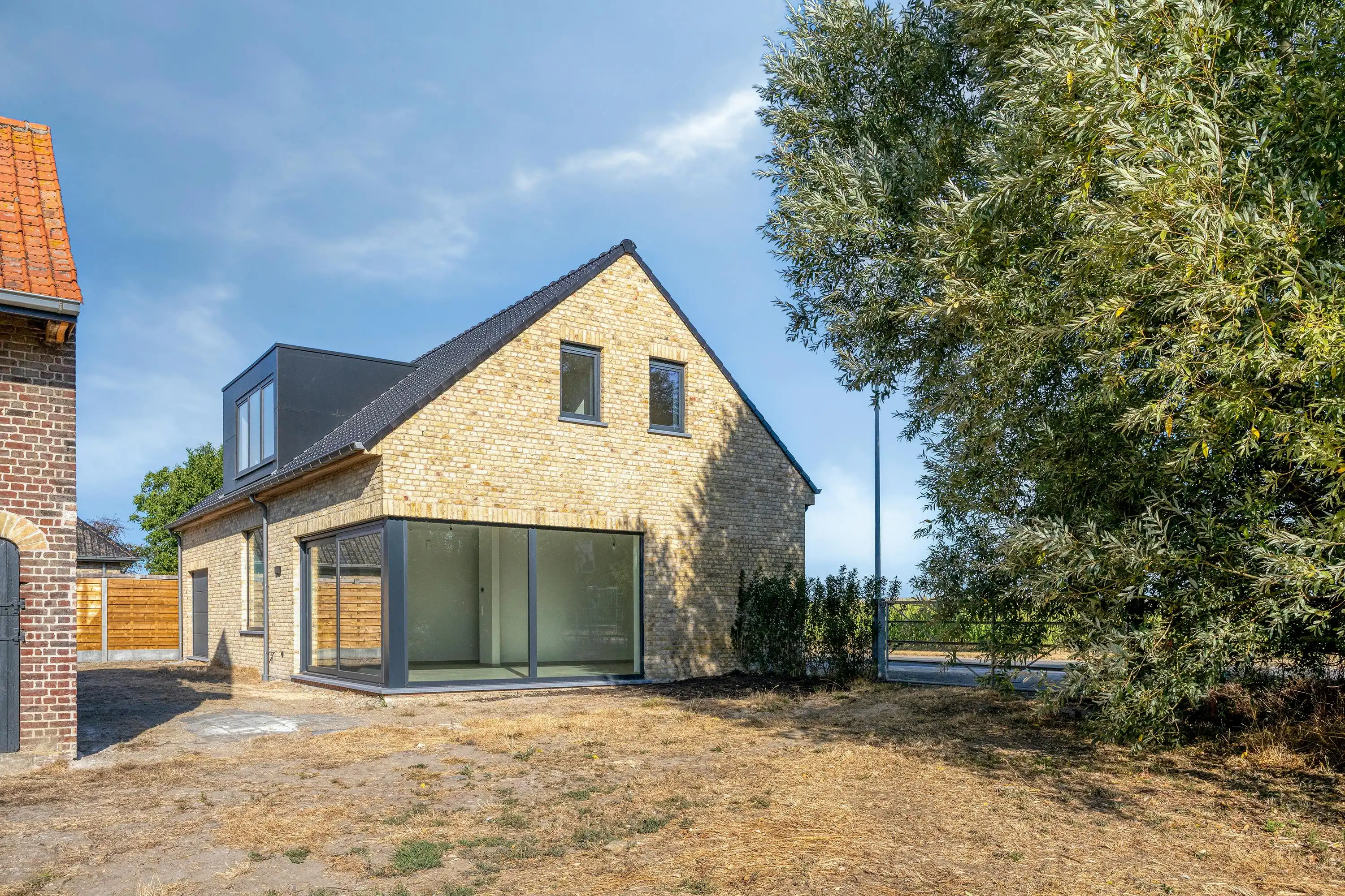 Alleenstaand huis te koop in Vleteren met weide en bijgebouw foto 29
