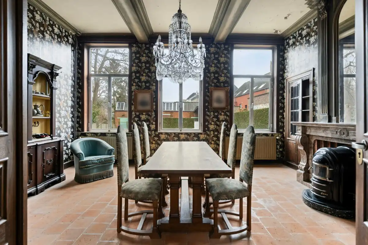 Statig herenhuis in het hart van Brakel foto 3