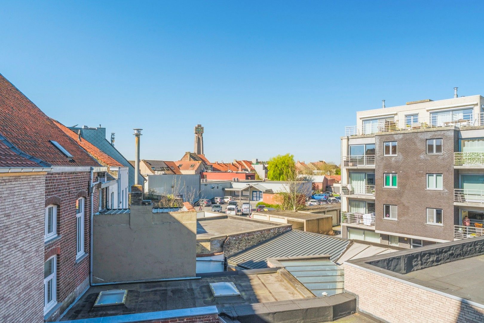 Instapklare appartement met 2 slaapkamers foto 10
