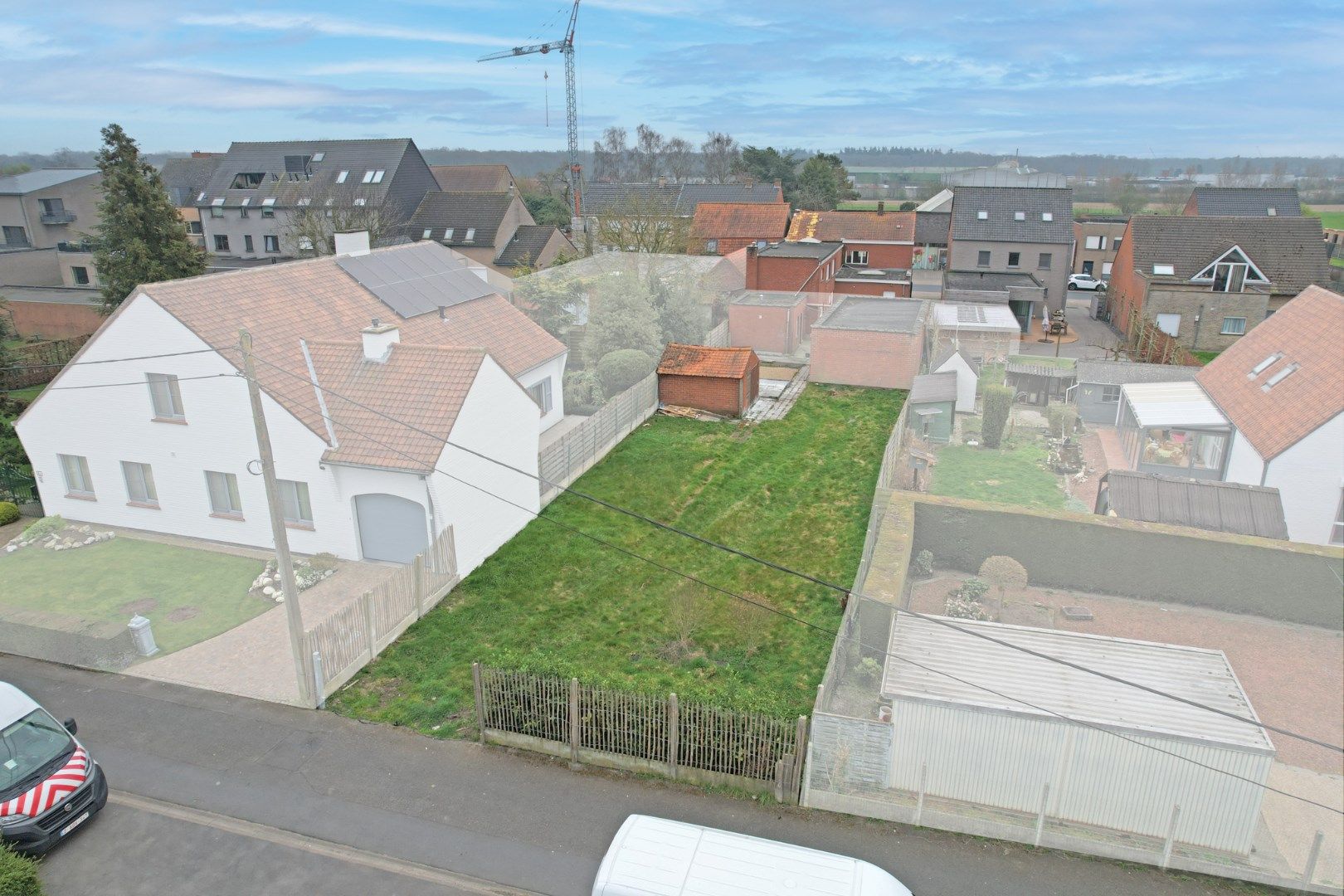 Rustig gelegen bouwgrond in centrum Houthulst! foto {{pictureIndex}}