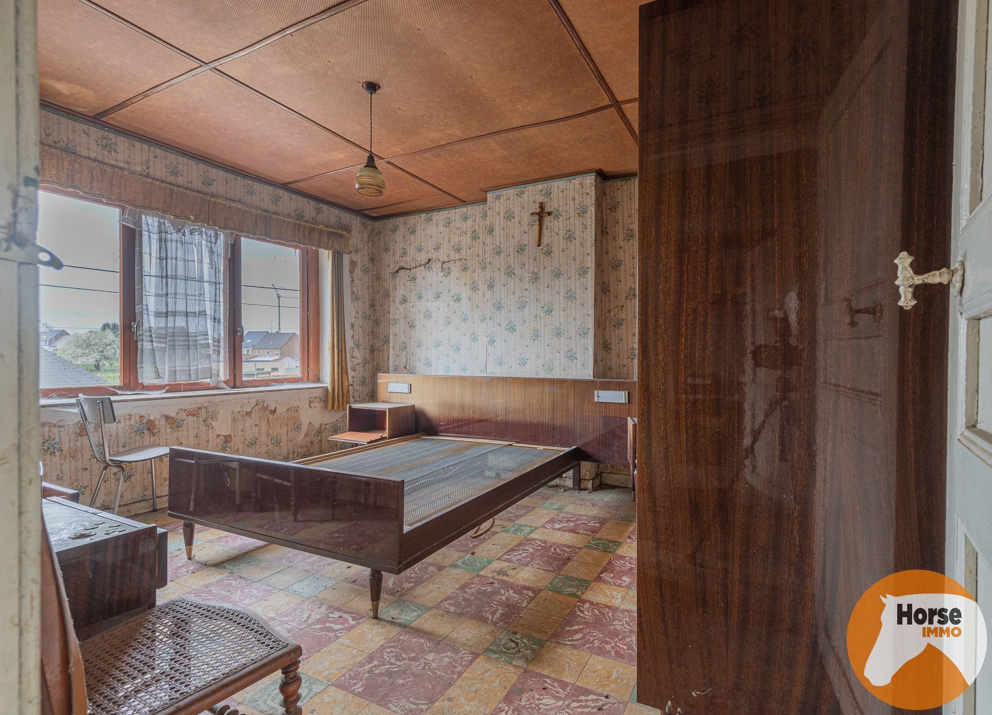 HAALTERT-  Renovatieproject met veel potentieel op 43a 84ca! foto 11