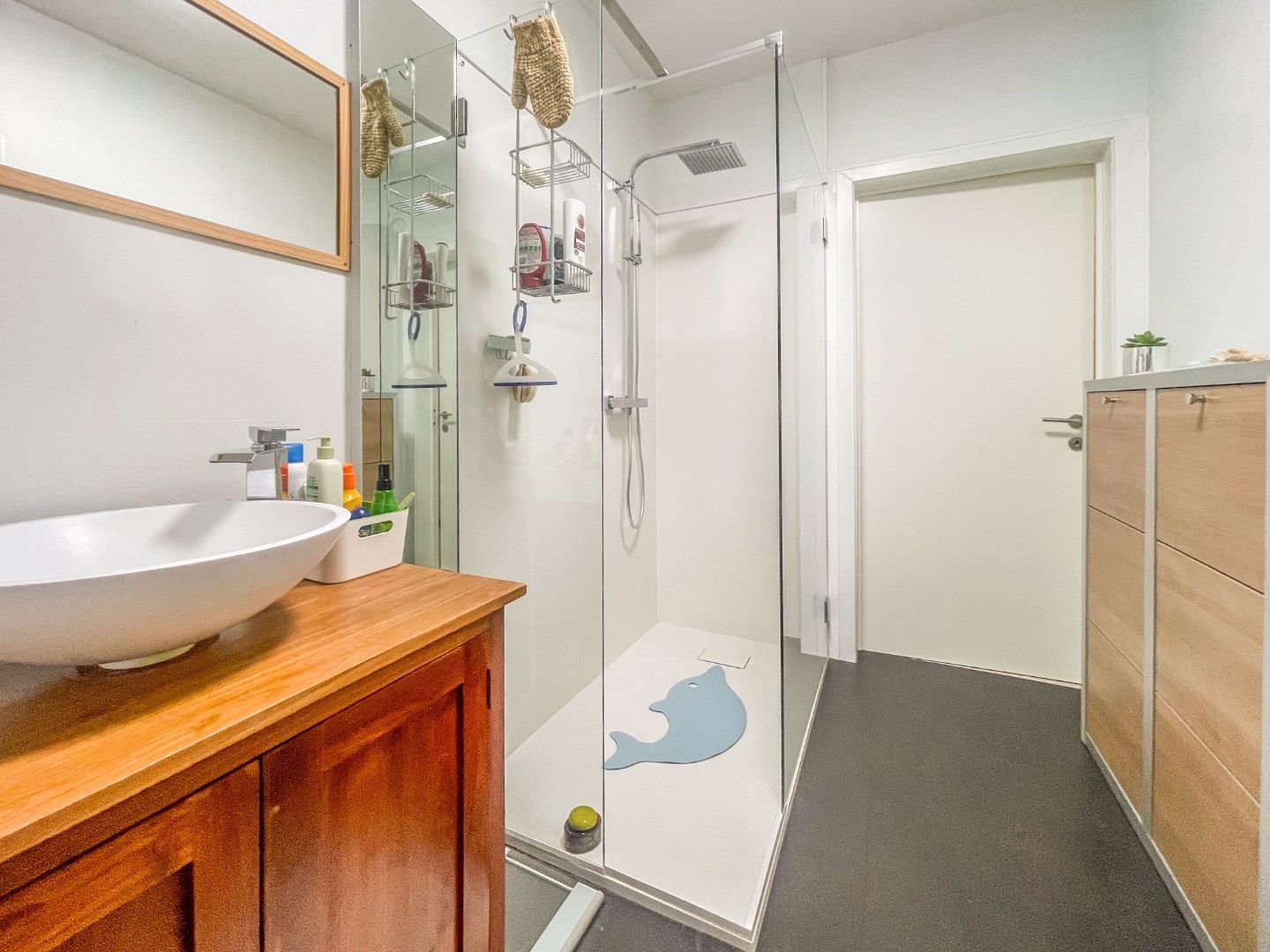 GERIEFELIJK APPARTEMENT MET GARAGEBOX & KELDER ! foto 15