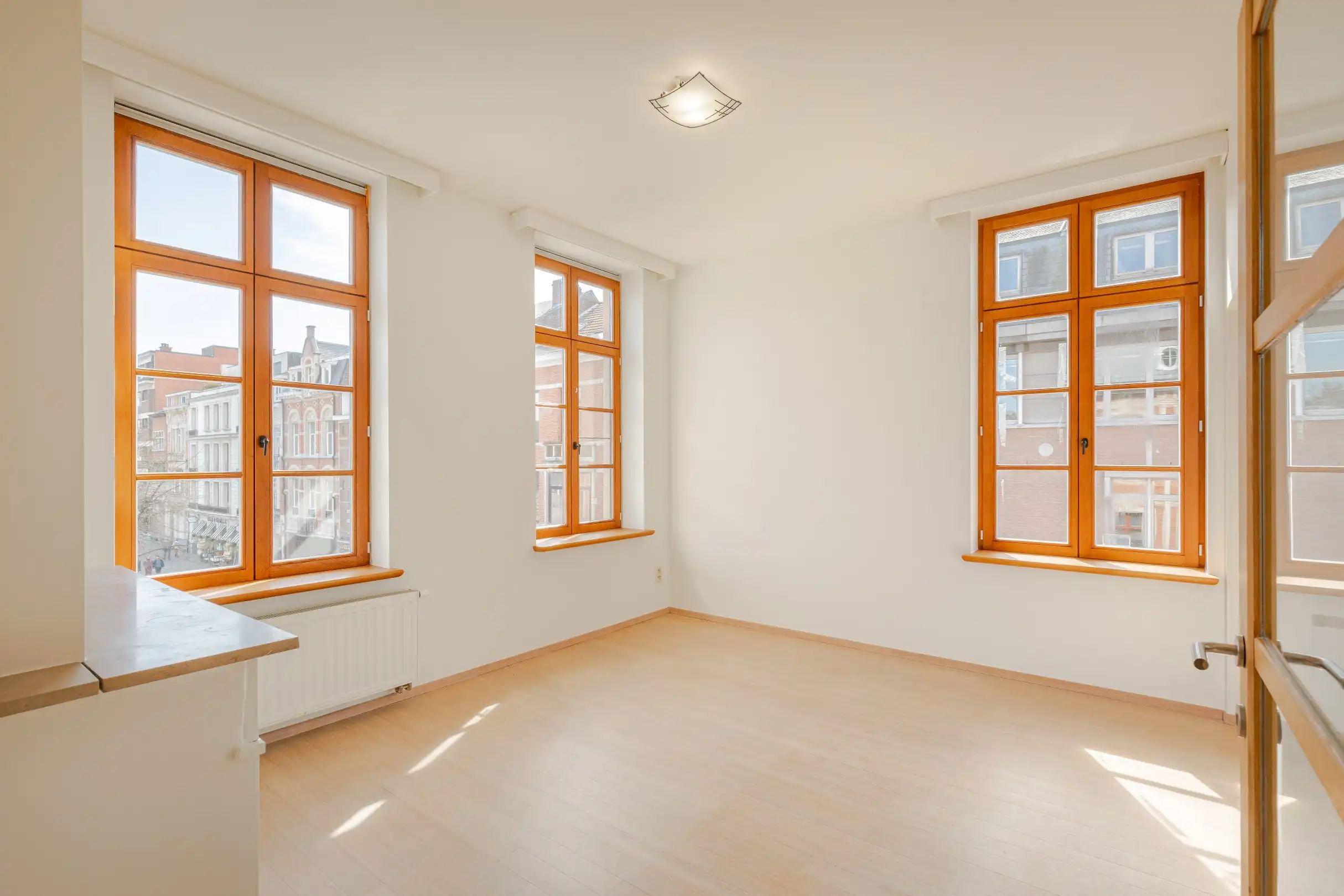 één-slaapkamer appartement op centrumlocatie!  foto 3