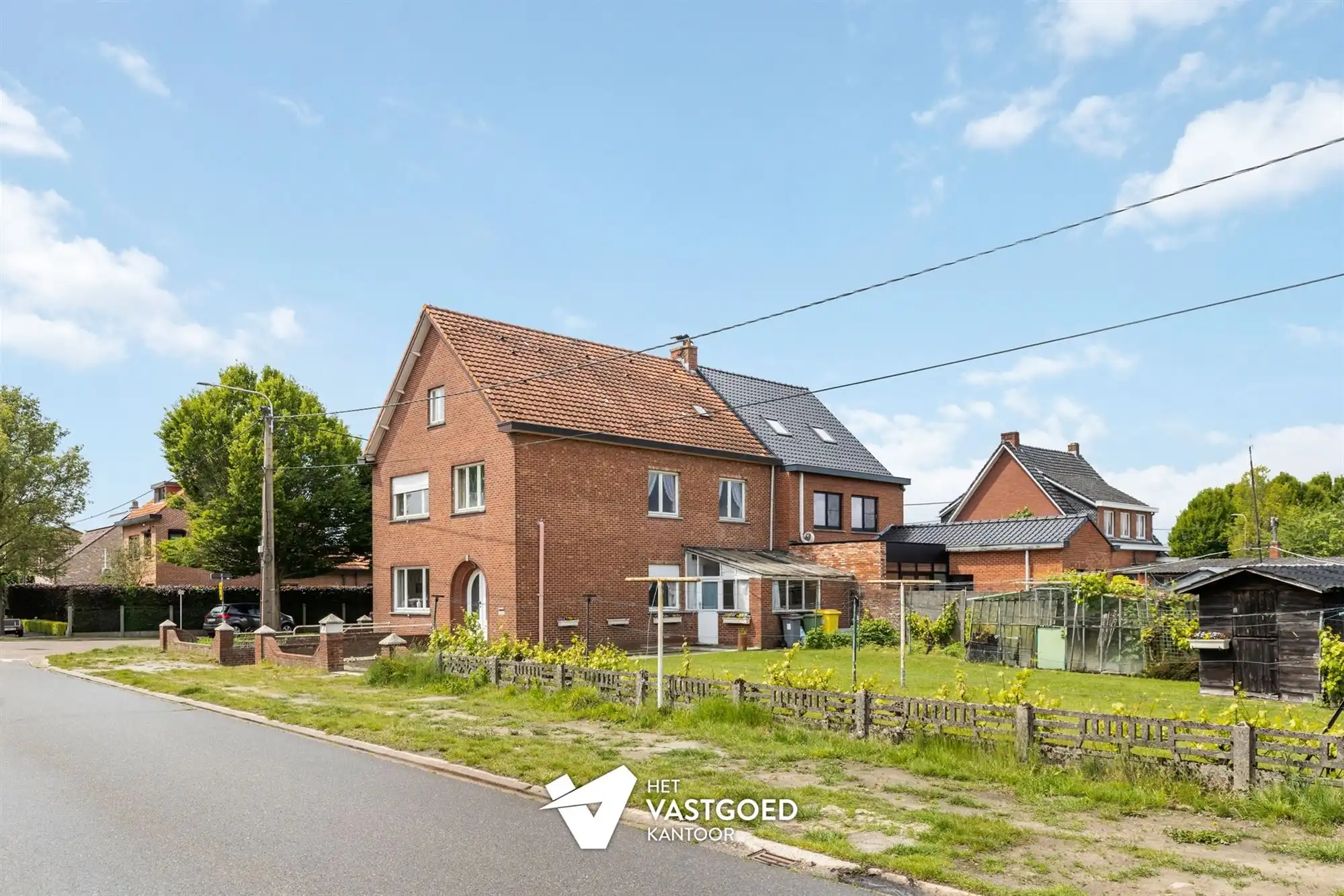 VERRASSEND RUIME WONING MET ENORM POTENTIEEL foto 23