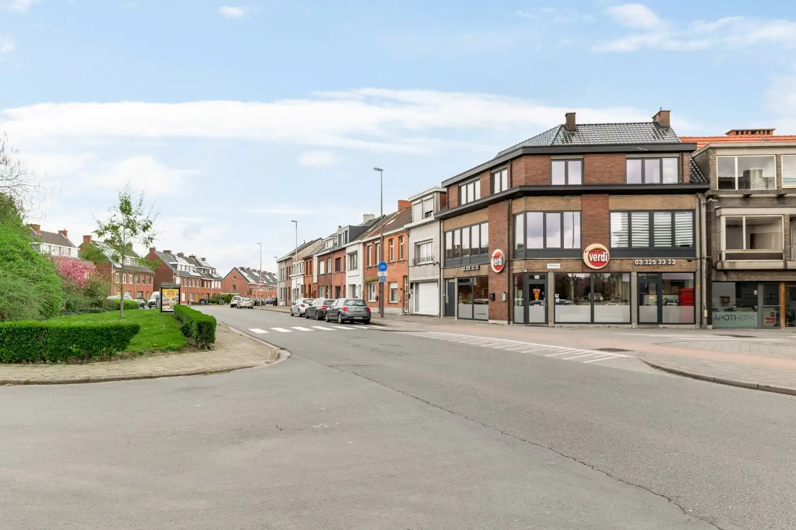 Ruime duplexwoning met 4 slaapkamers en patio in Ekeren! foto 22