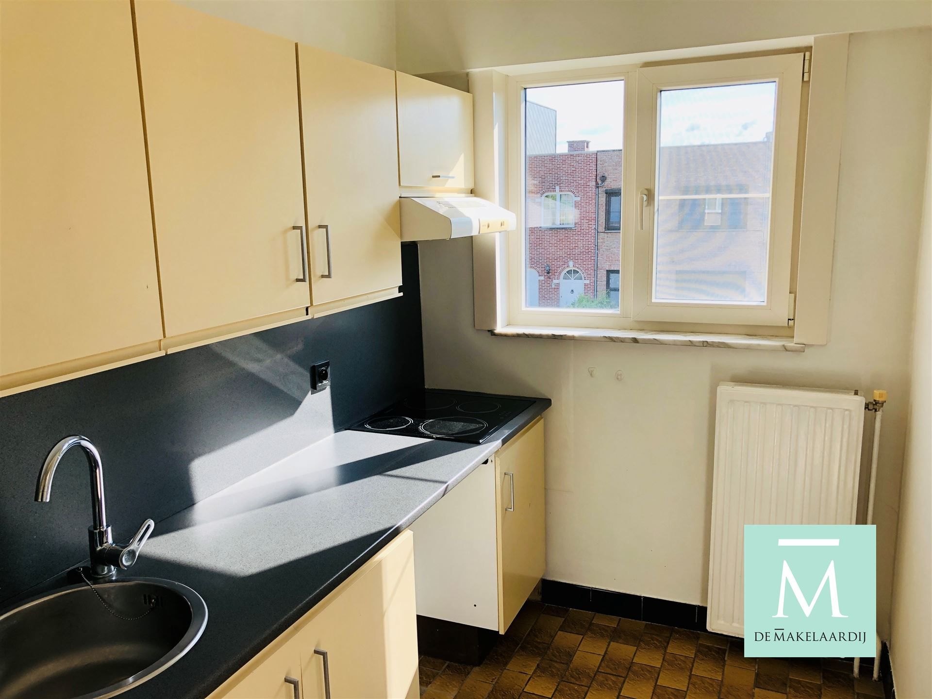 Energiezuinig, lichtrijk en goed gelegen appartement op de 1e verdieping foto 4