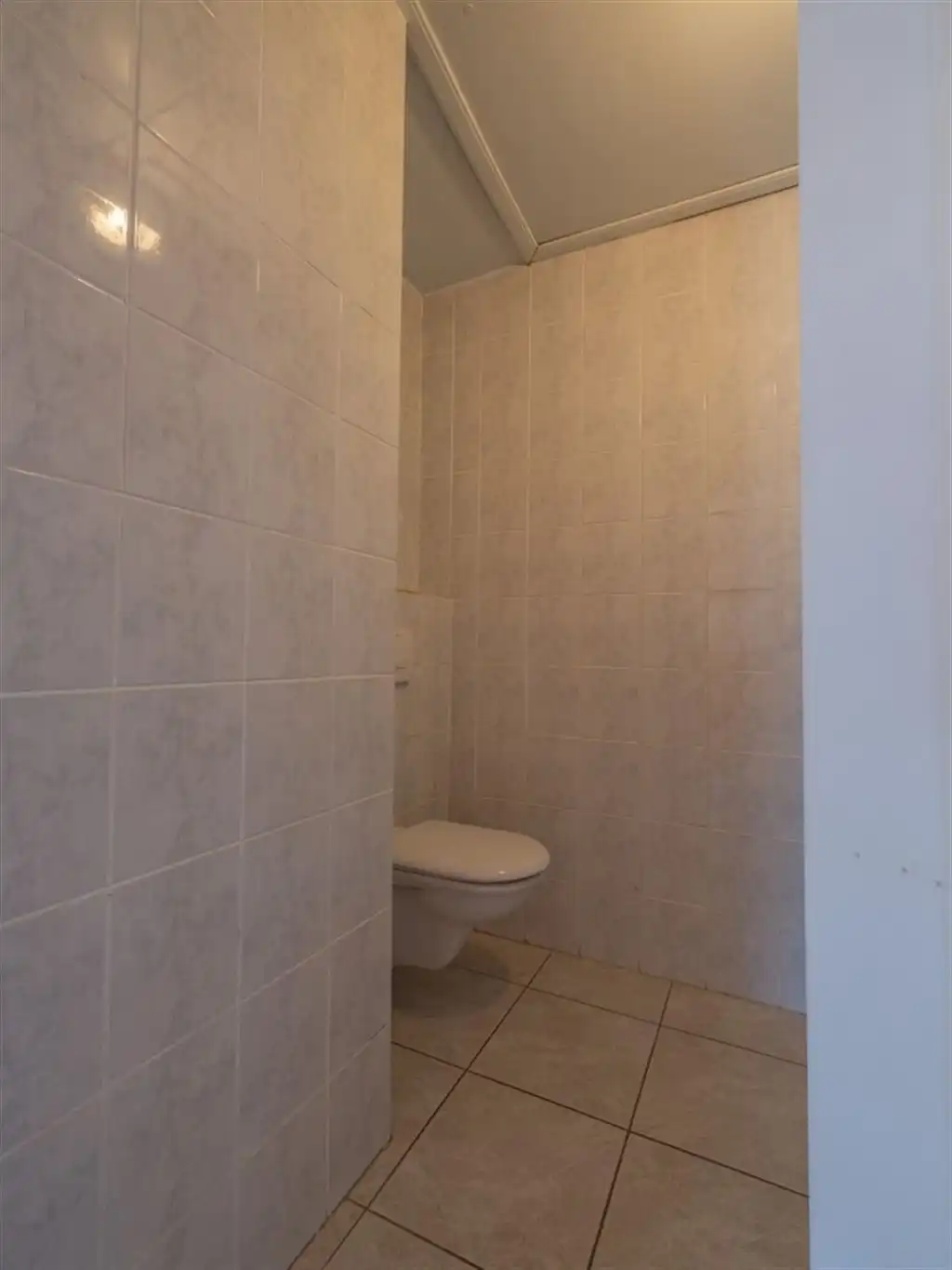 Verrassend ruime vrijstaande woning met inpandige garage foto 37