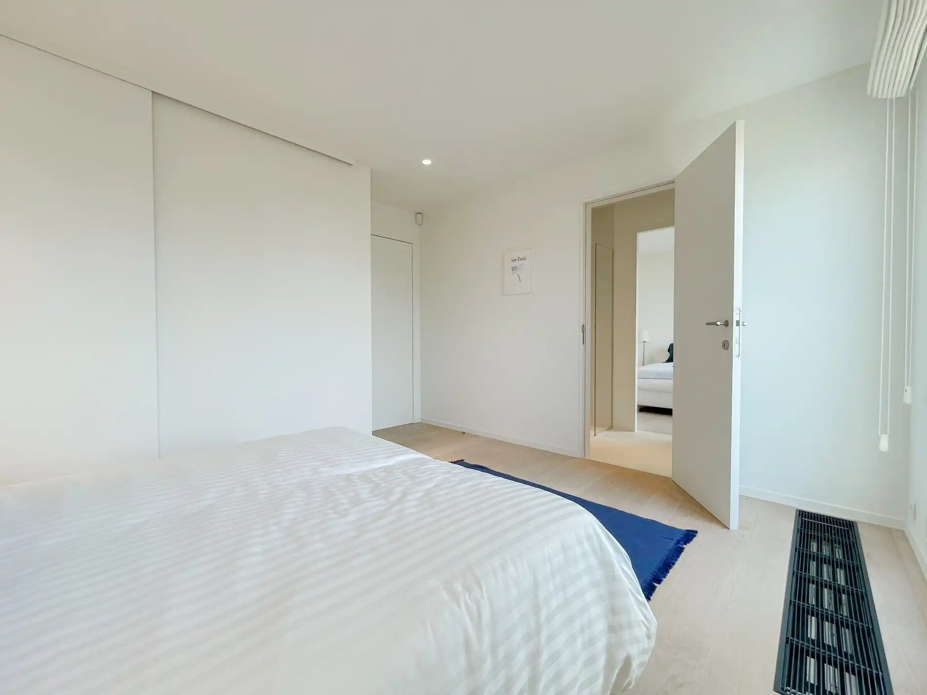 Subliem hoekappartement met ruime terrassen gelegen in het prestigieuze domein Tennis Garden. foto 24