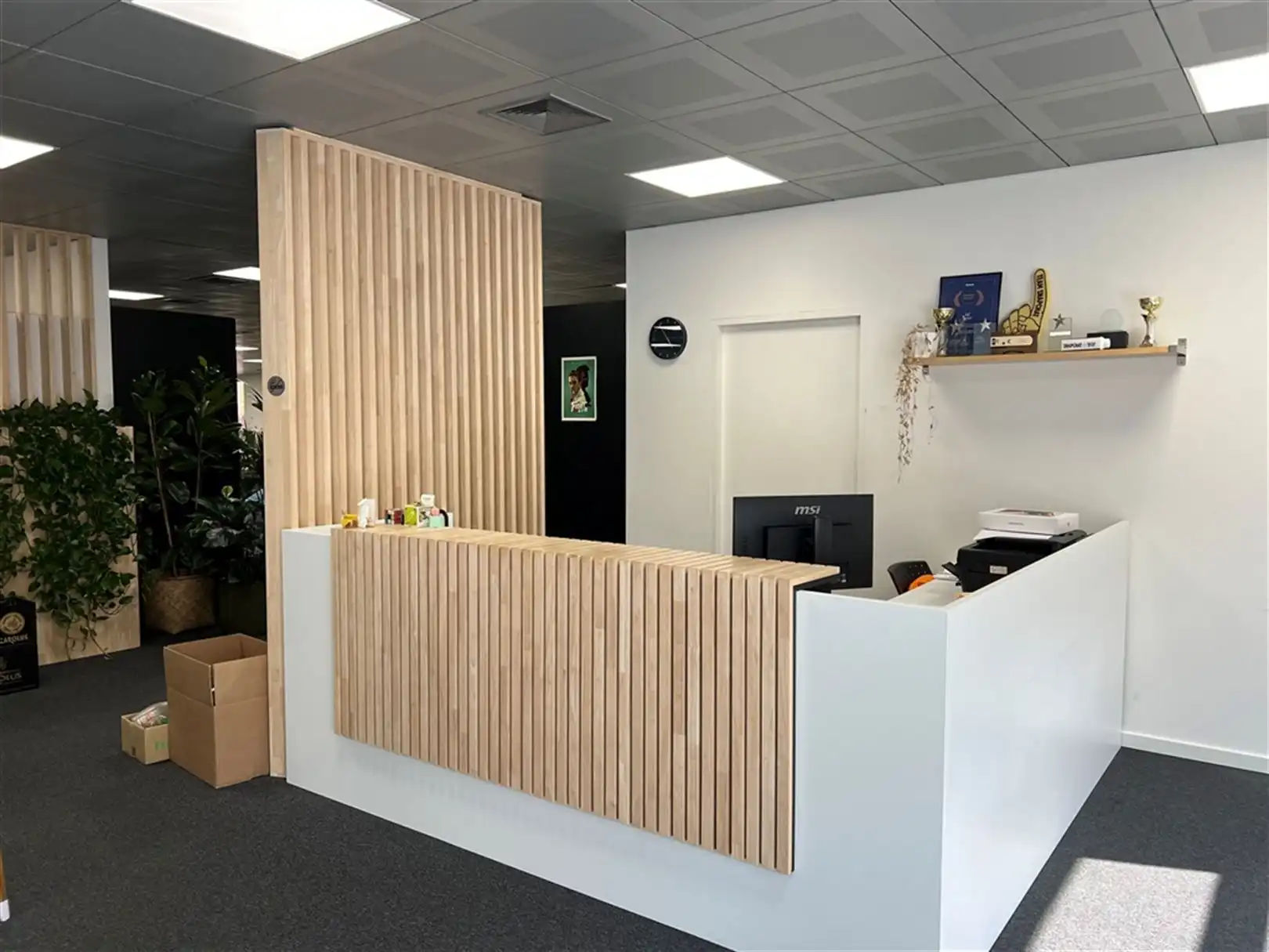 Gelijkvloers kantoor aan Mechelen station foto 5