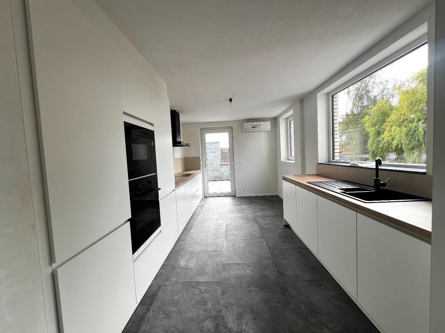 🌞 Energiezuinig en instapklaar appartement te huur in hartje Harelbeke! foto 7
