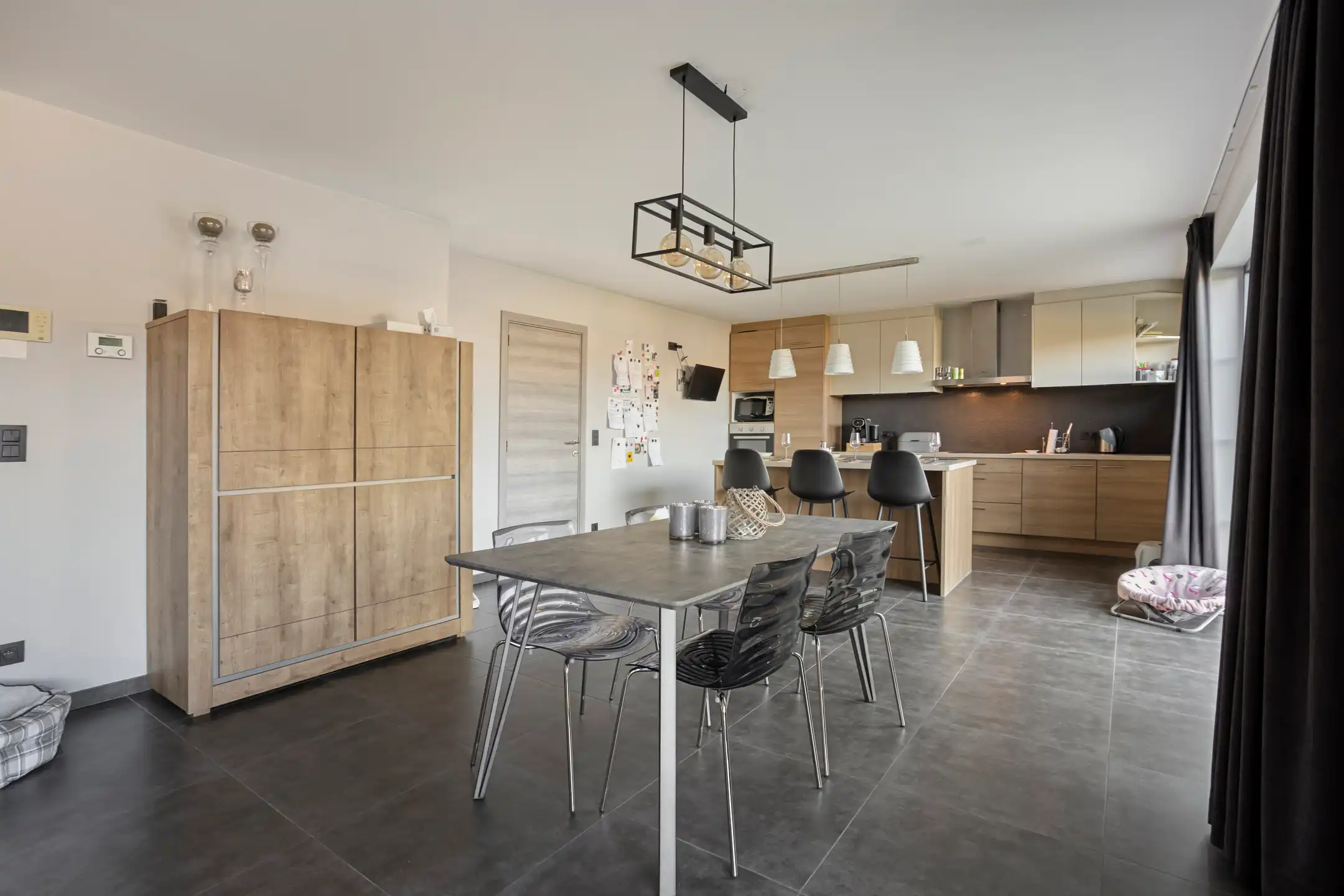 Recente vrijstaande woning op perceel van 10a foto 7