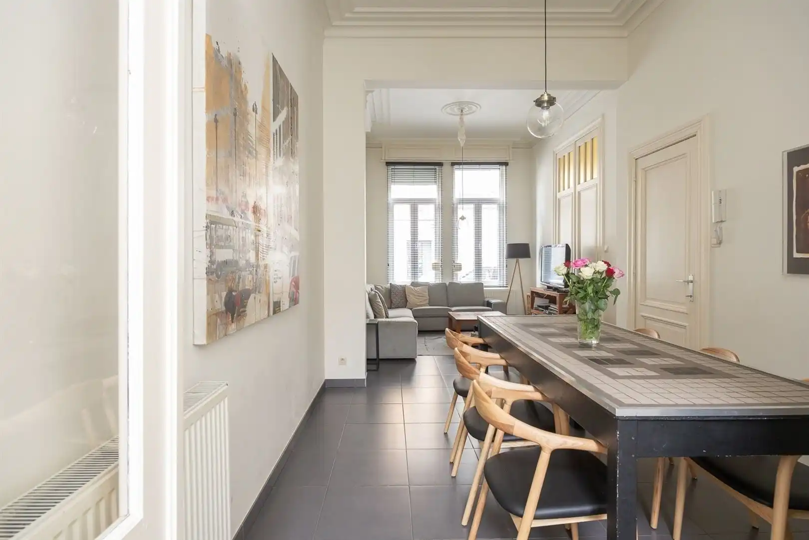 Karaktervolle herenwoning met zee aan ruimte foto 4