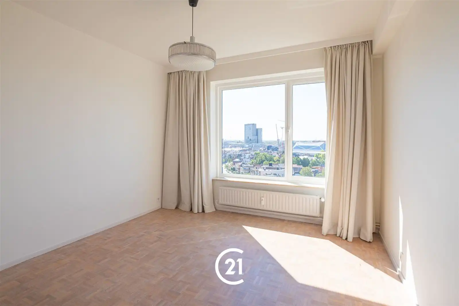 Luxueus afgewerkt appartement met 3 slaapkamers en terras. foto 19
