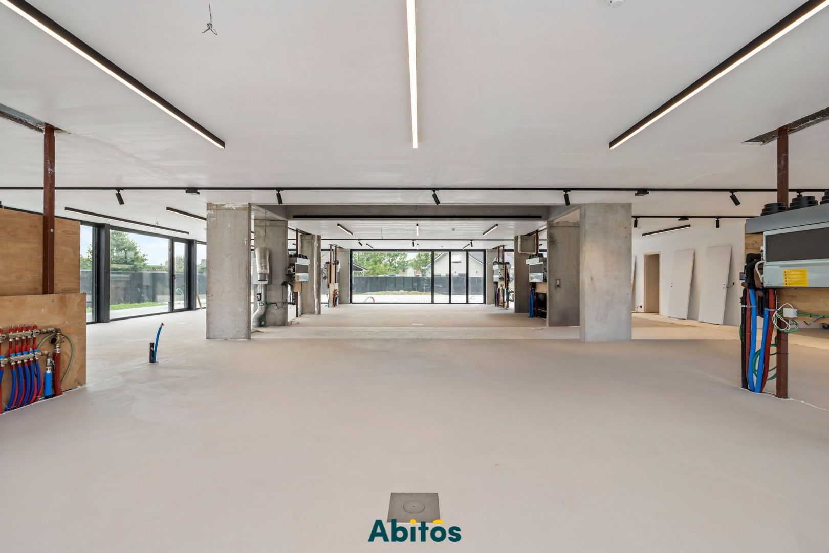 Commerciële ruimte met uitstekende visibiliteit en bereikbaarheid foto 18