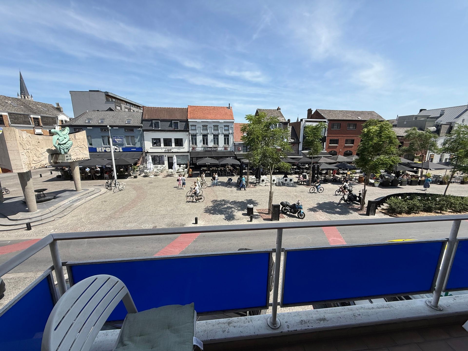 AALST - Lichtrijk appartement in het centrum. foto 4