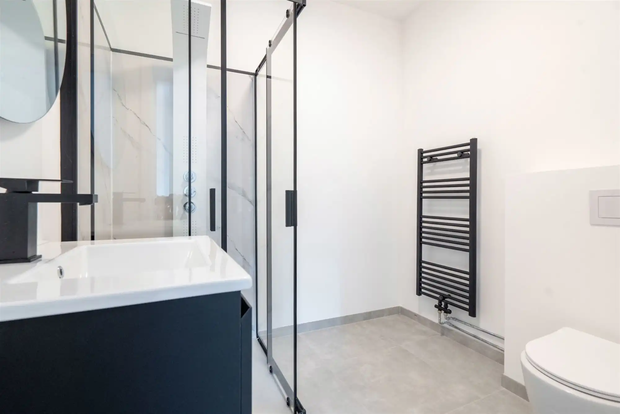 Gemeubelde studentenkamer in Mechelen te huur! foto 8