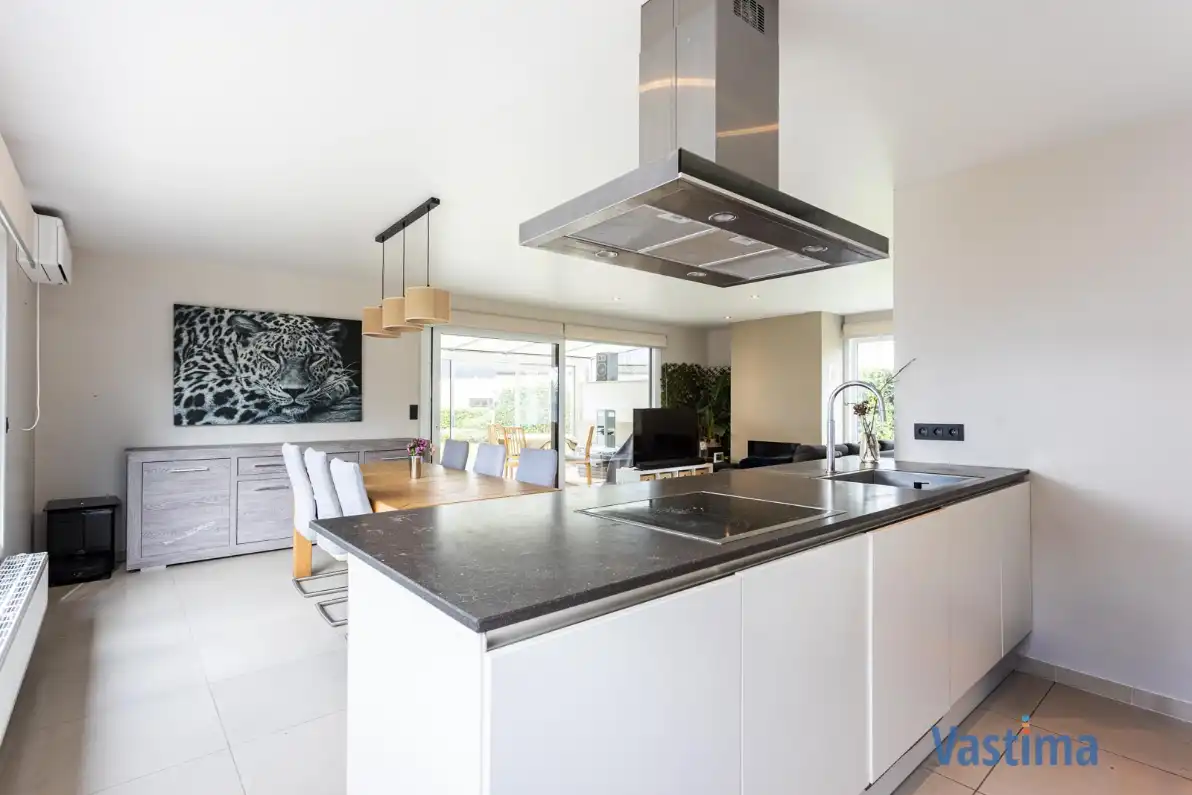 Instapklare bungalow met 3 slaapkamers en garage foto 9