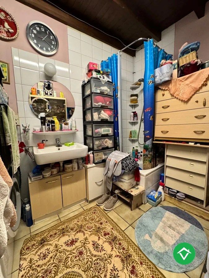 Instapklare woning met 4 slaapkamers in centrum van Koekelare foto 9
