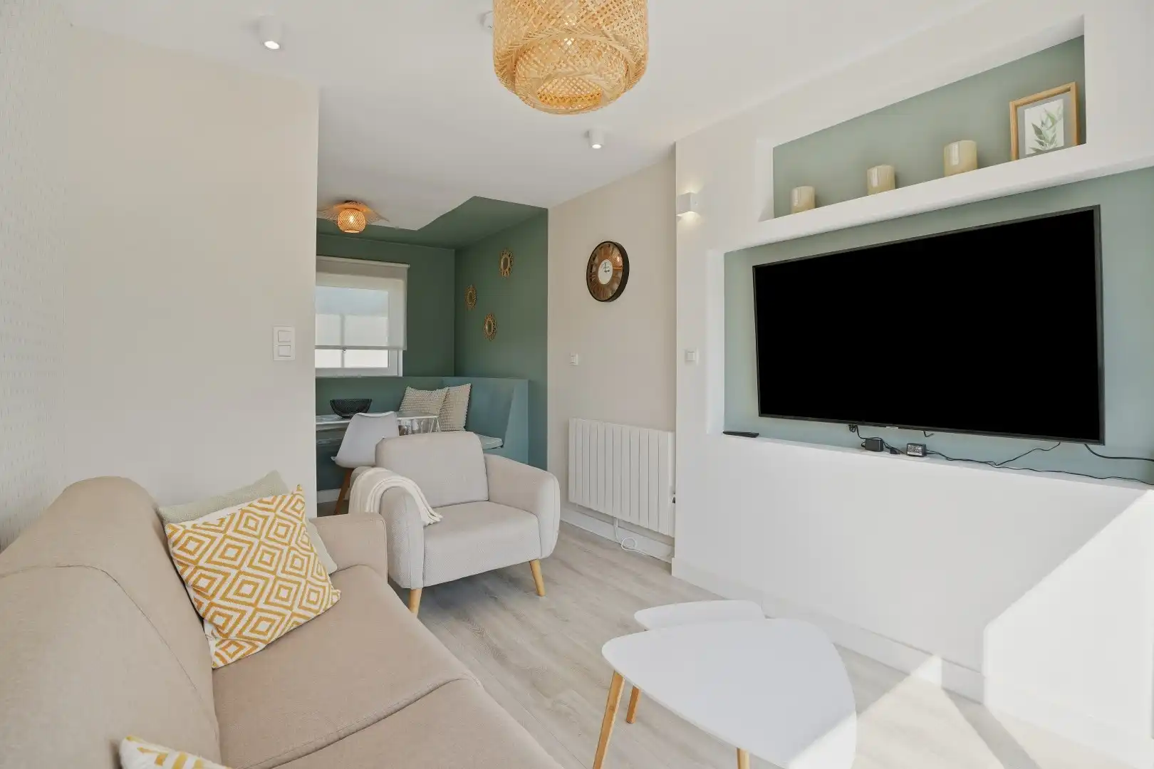 Hoofdfoto van de publicatie: Recent gerenoveerde vakantiewoning (type bungalow) met 2 slaapkamers te Koksijde. 