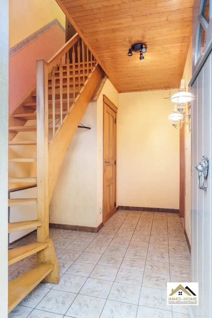 Vrijstaande woning in rustige woonwijk  foto 19