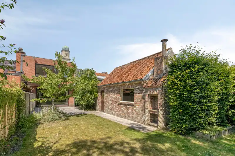 Charmante woning met prachtige tuin in het hart van Nazareth foto 16
