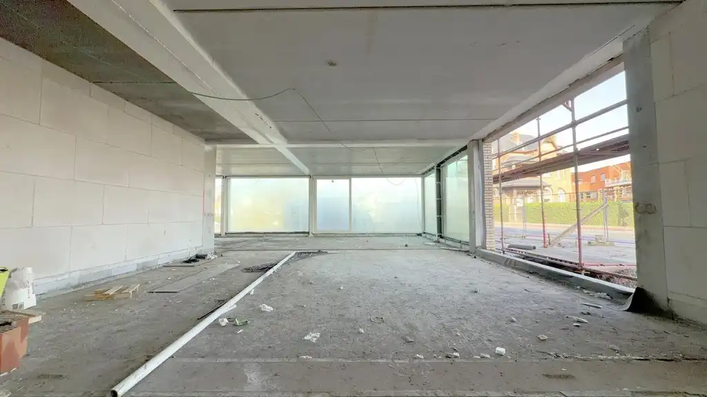 Nieuwbouw commercieel gelijkvloers te koop aan station Eke-Nazareth foto 8