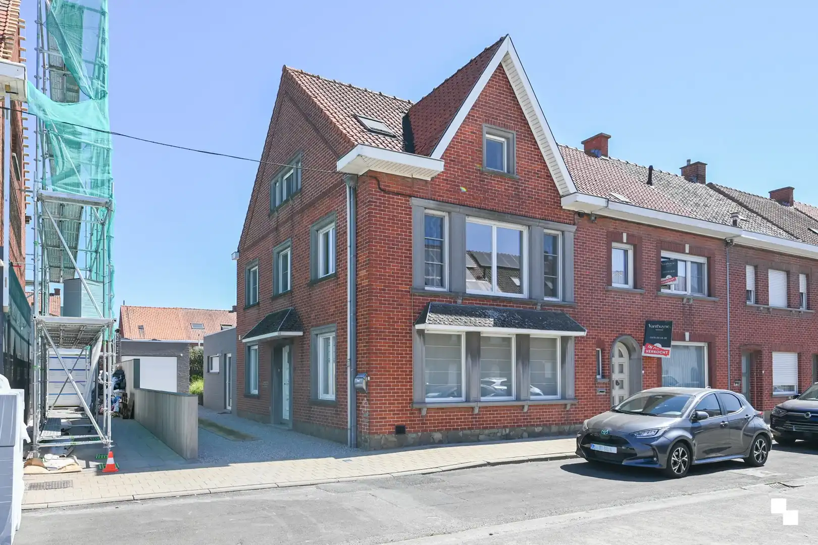 Zeer verzorgde eengezinswoning met drie slaapkamers en garage foto 39