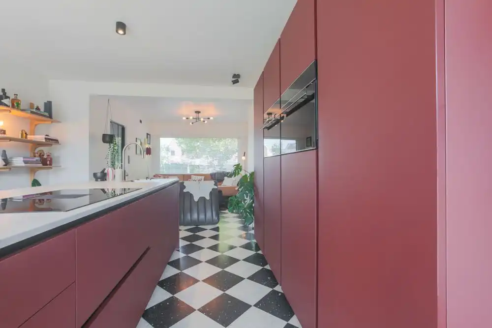 Vernieuwde woning met praktijk in de Arendswijk foto 6