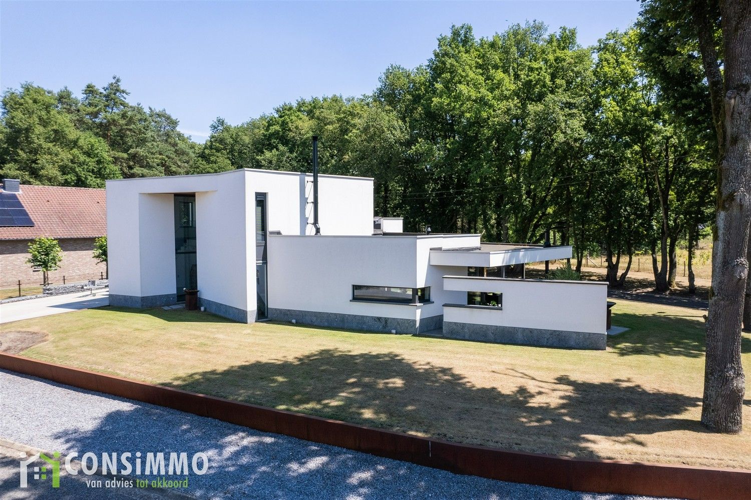 Exclusieve designvilla met prachtige lichtinval in het begeerde Bret-Gelieren, Genk foto {{pictureIndex}}