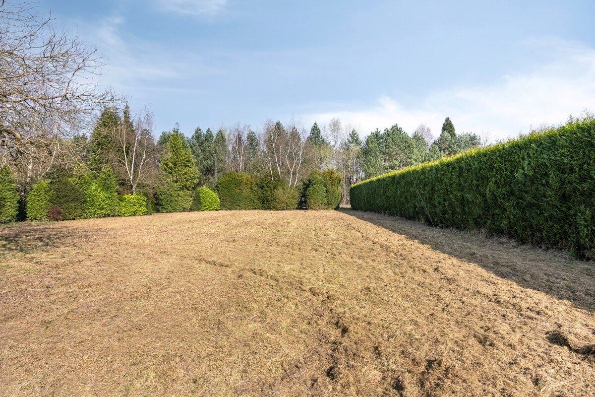 Te renoveren karaktervolle herenwoning op een prachtig perceel van 56 are. foto 31