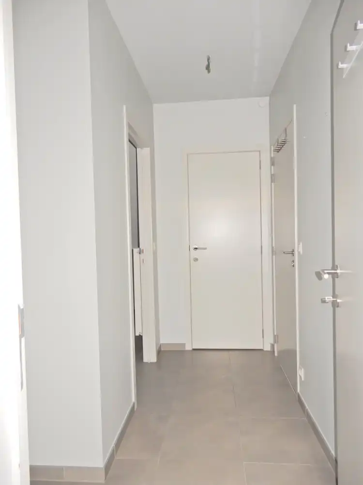 Appartement te Oostrozebeke. foto 4