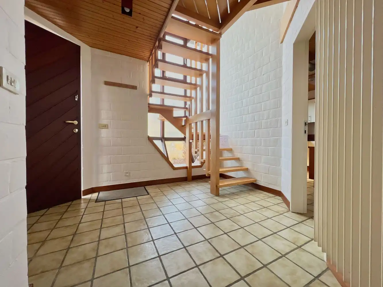 Instapklare, lichtrijke woning (4 slpks) + zonnige tuin foto 7