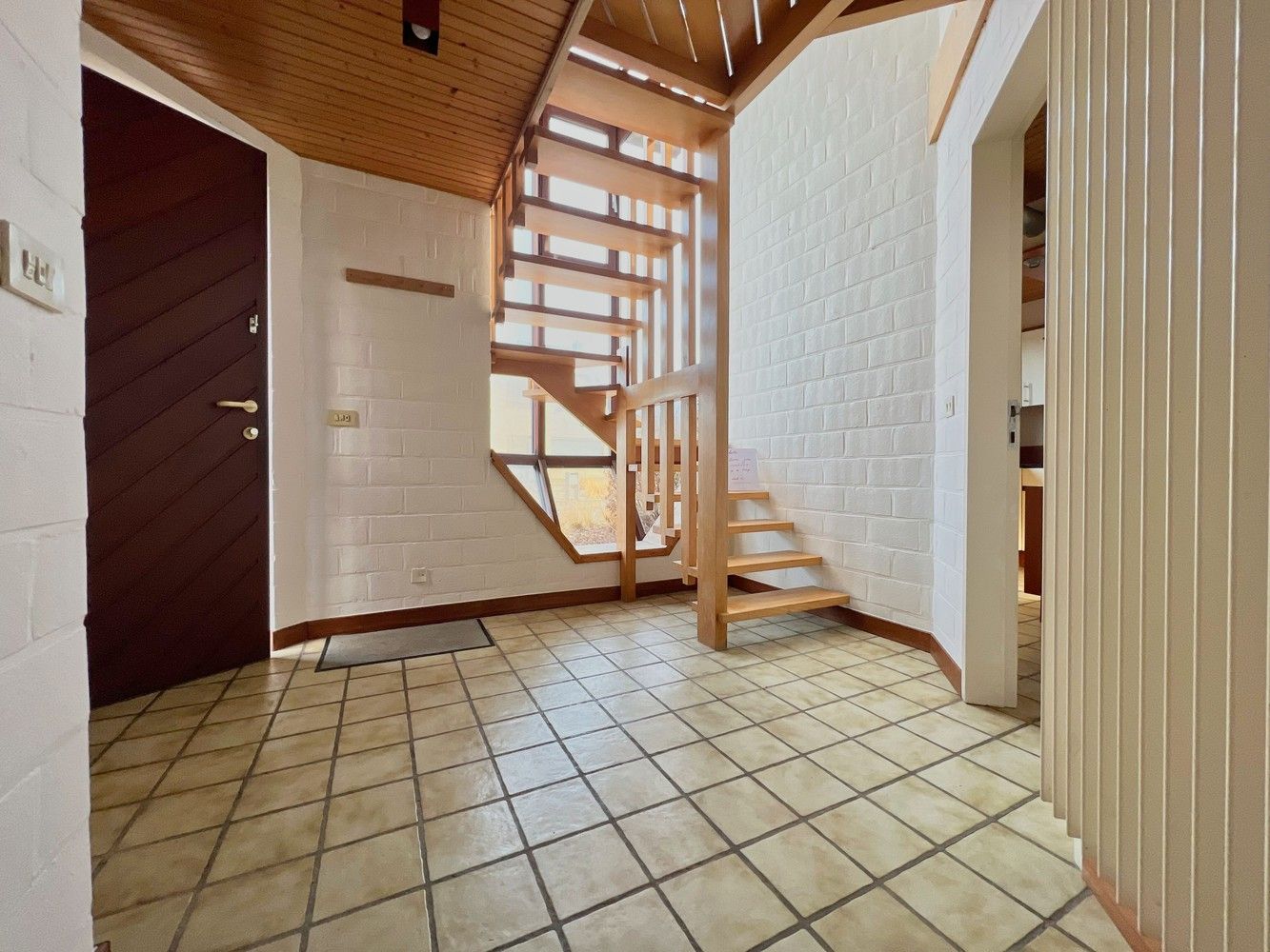 Instapklare, lichtrijke woning (4 slpks) + zonnige tuin foto 7