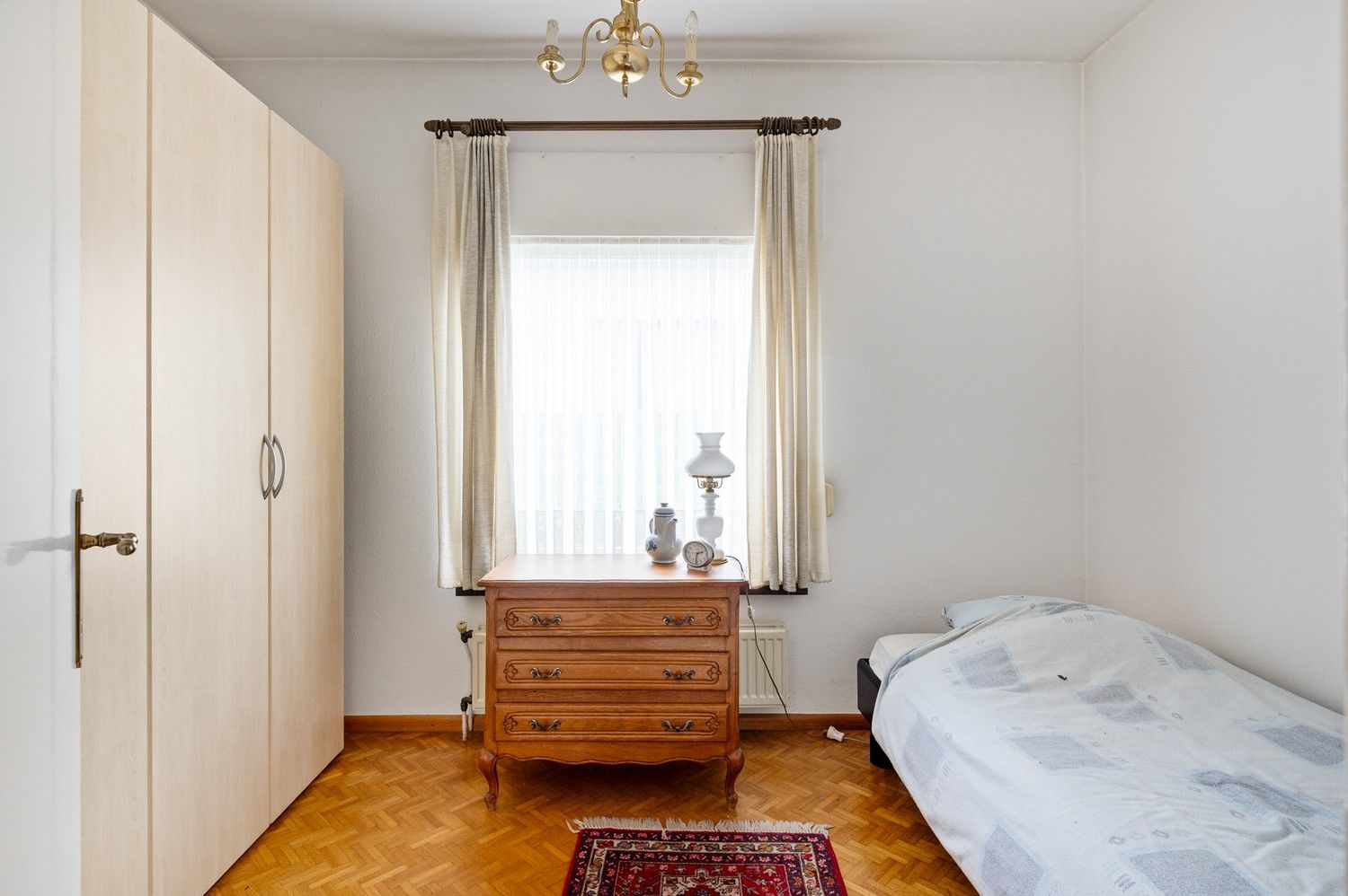 Deze woning is gelegen in een rustige omgeving en beschikt over bijzonder veel potentieel te Lier foto 10