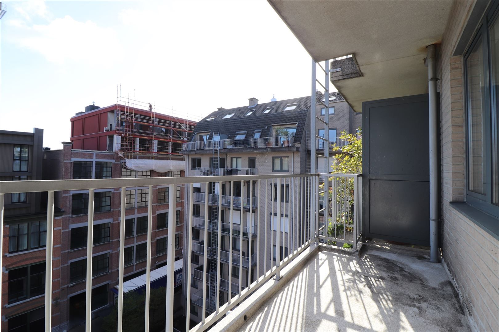 Ruim appartement met 3 slaapkamers en 2 terrassen  foto 17