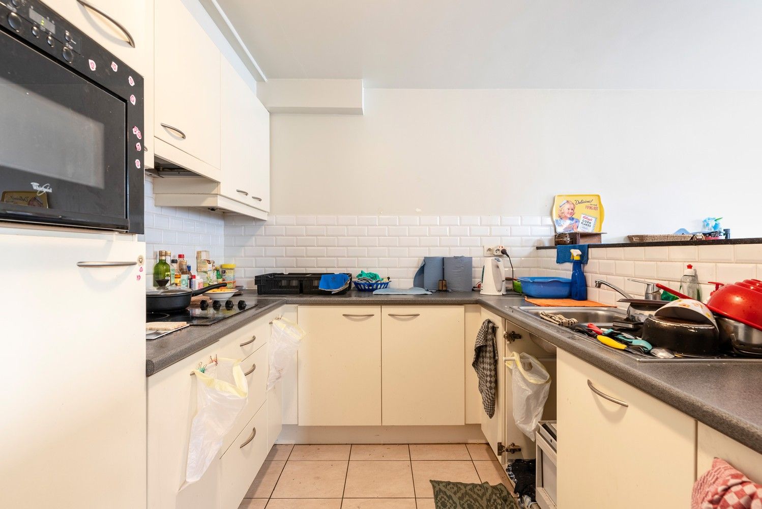 Gelijkvloers appartement met terras met tuintje ! foto 6
