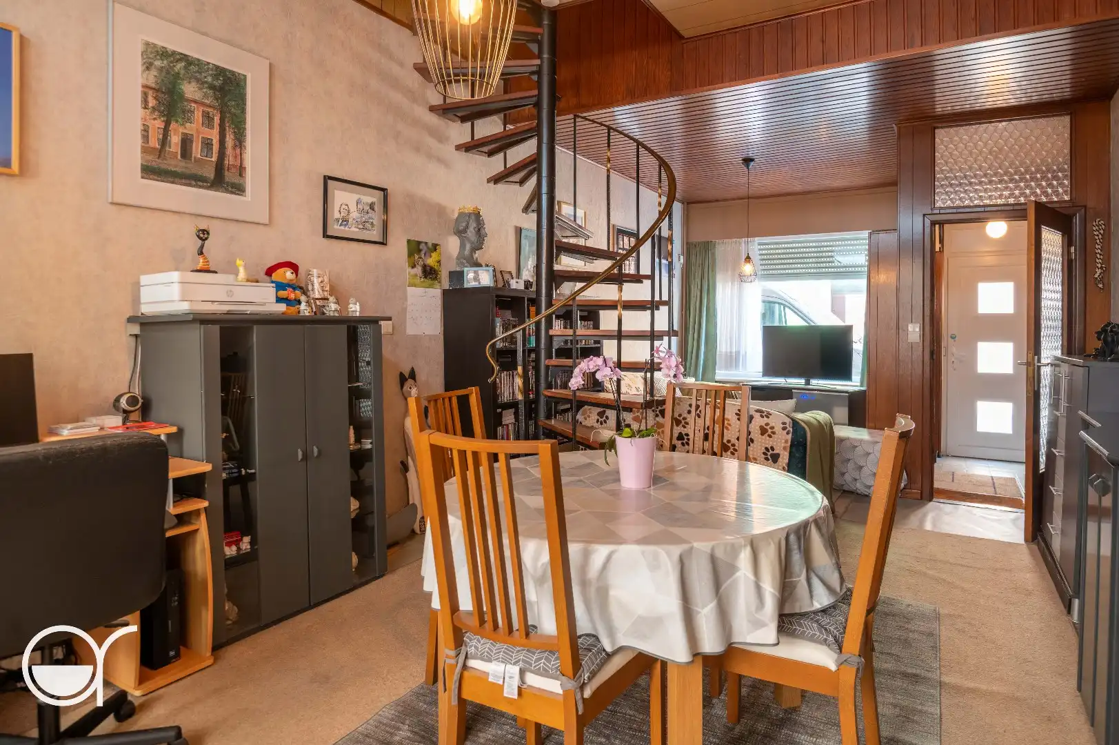 Ruime rijwoning op uitstekende locatie in Gent foto 4