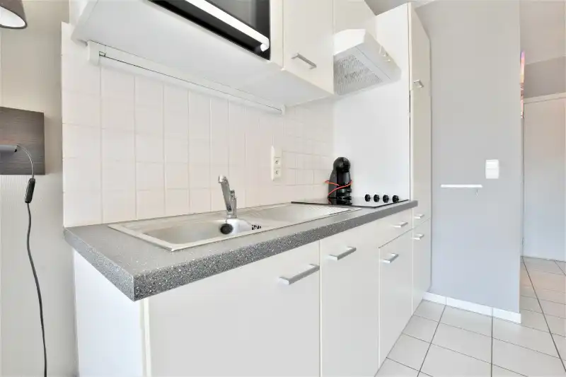 Moderne  en stijlvolle studio ! foto 6
