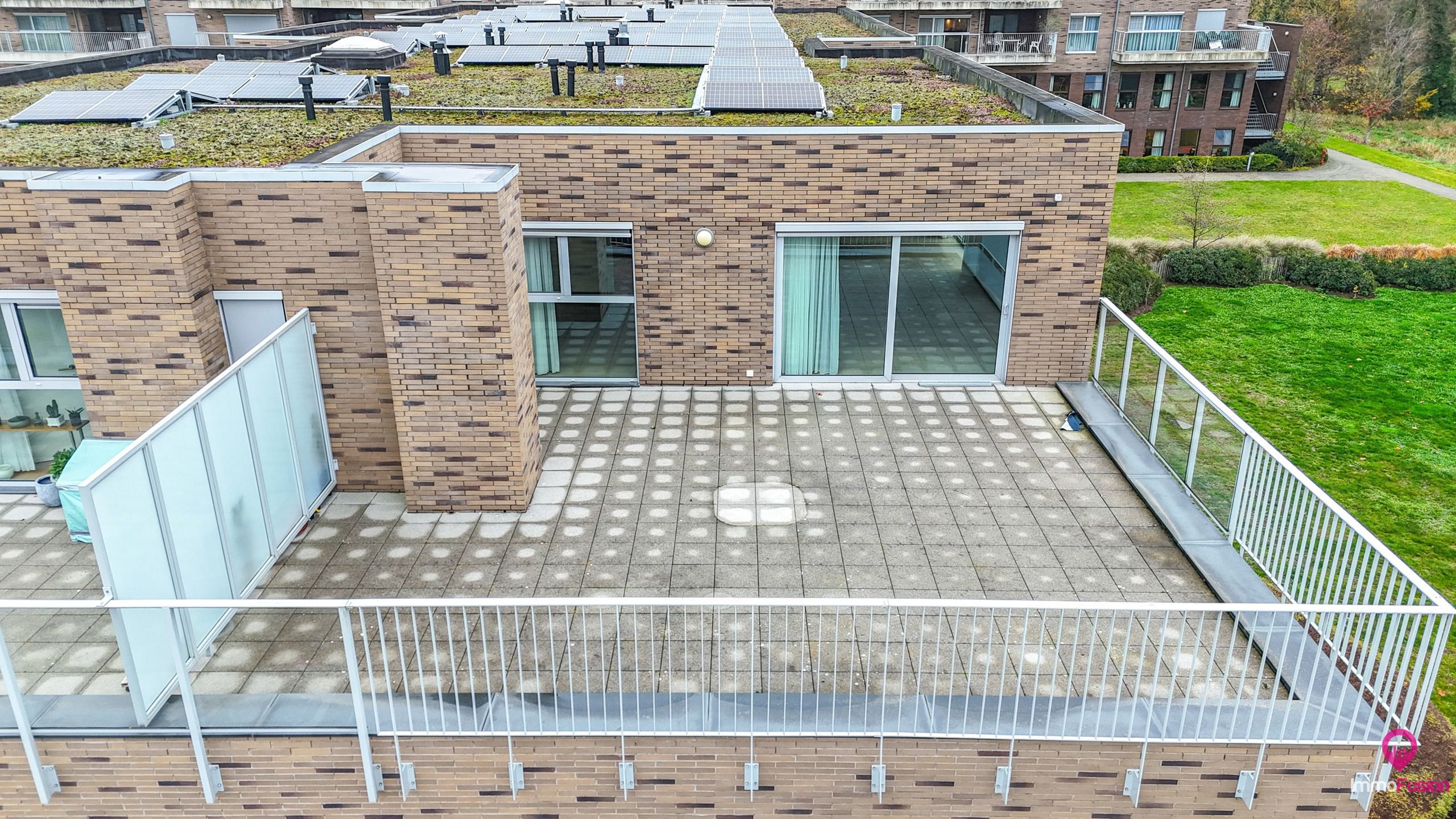 Stijlvol serviceflat met comfort, rust en zekerheid! foto 38